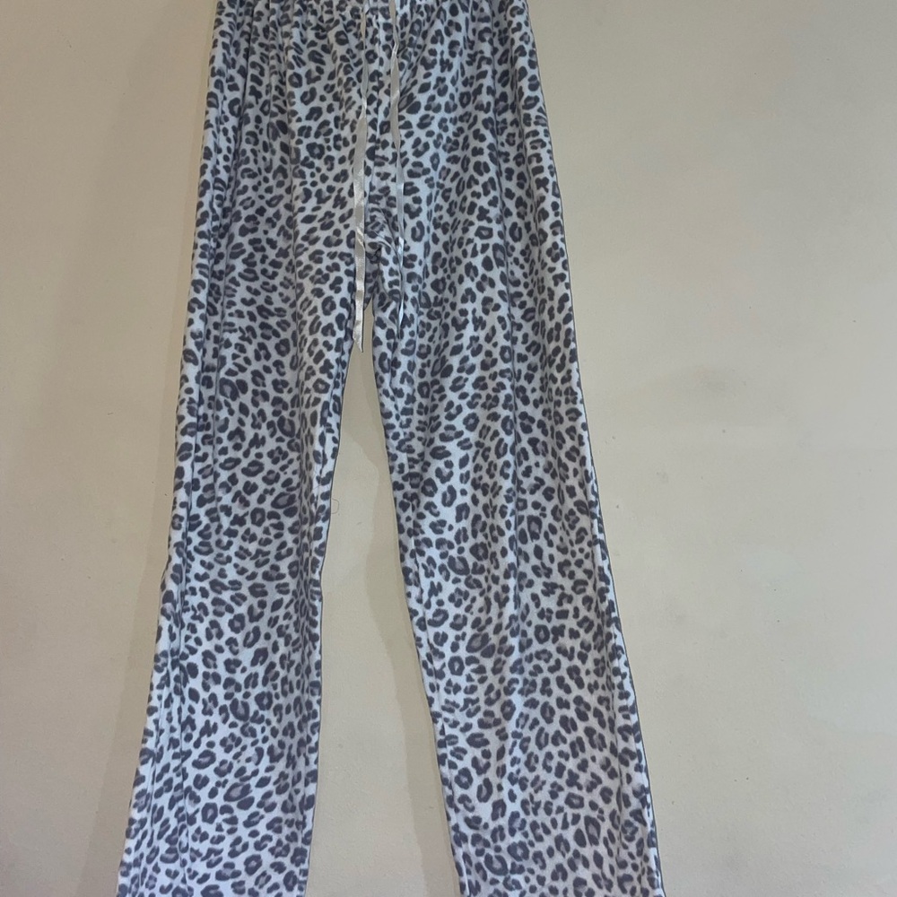 Croft and barrel pj bottoms cheetah print